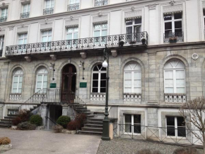 Palais D'Etigny Bagnères-De-Luchon